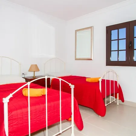 Camino Olivos Villa *